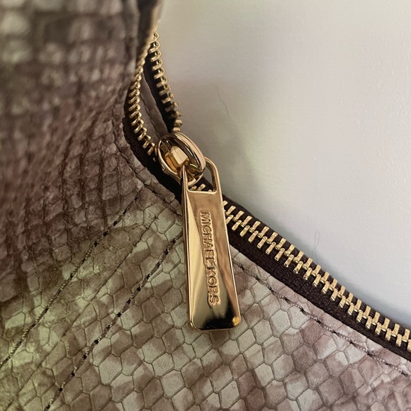 Michael Kors Snakeskin Purse - Picture 4 of 10